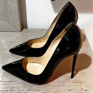 Christian Louboutin So Kate